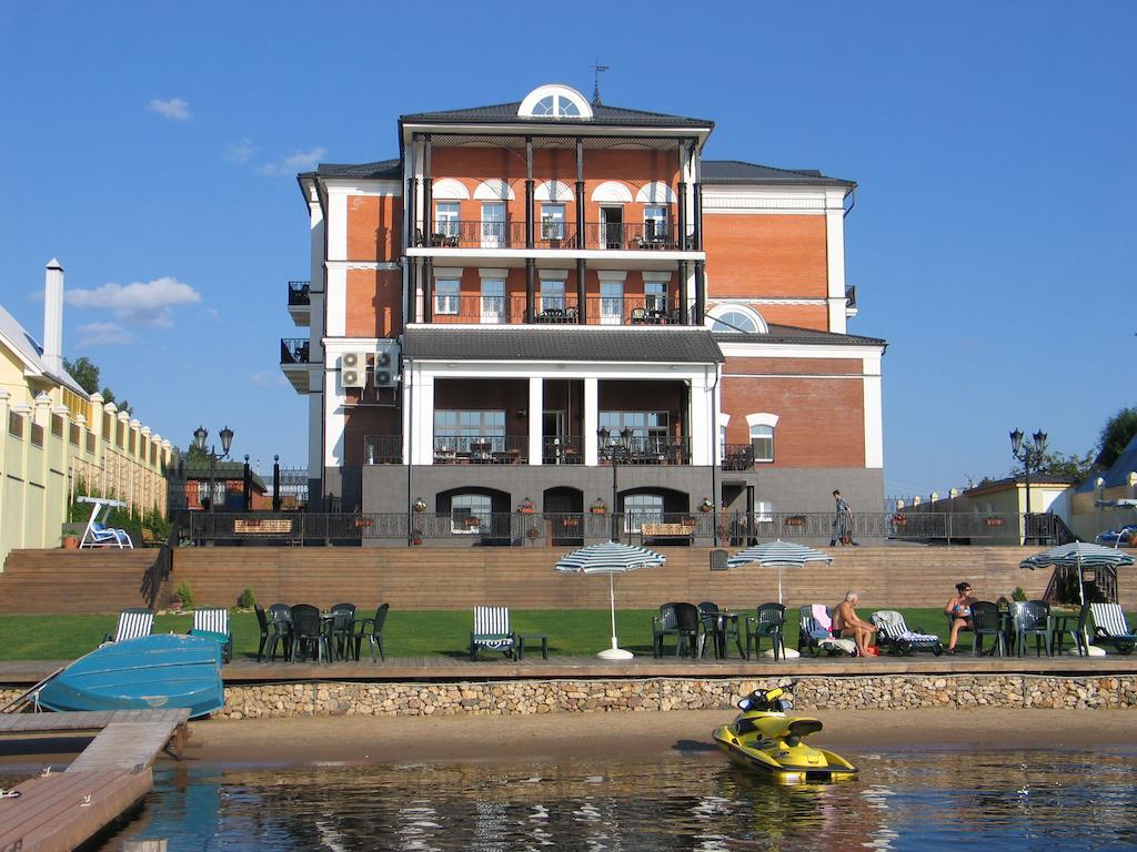 Hotel Dafna Свердлово Экстерьер фото